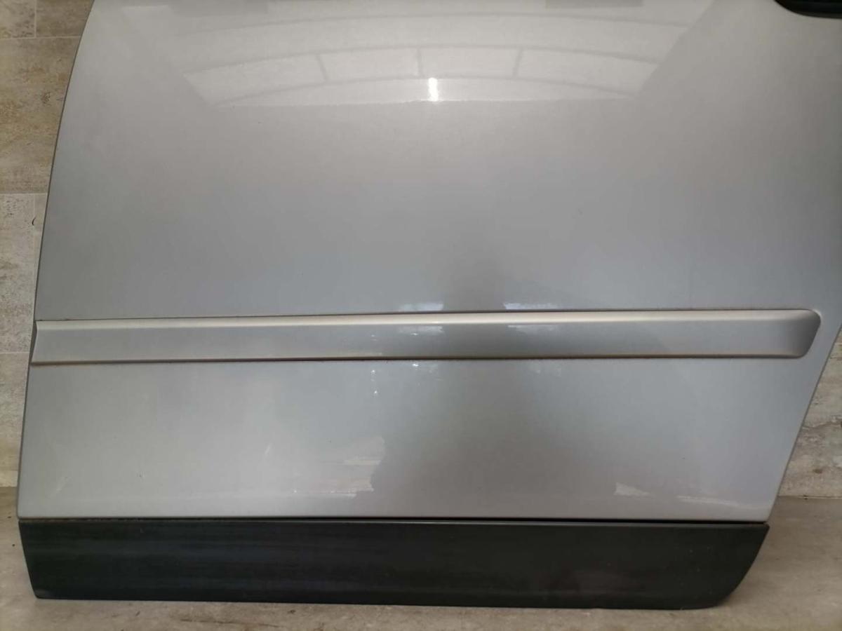 Audi A4 8E original Tür hinten links LY7W Lichtsilber Kombi Bj.2002